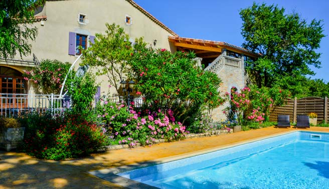 Gite Ardeche piscine - Location gite Vallon Pont d'Arc avec piscine
